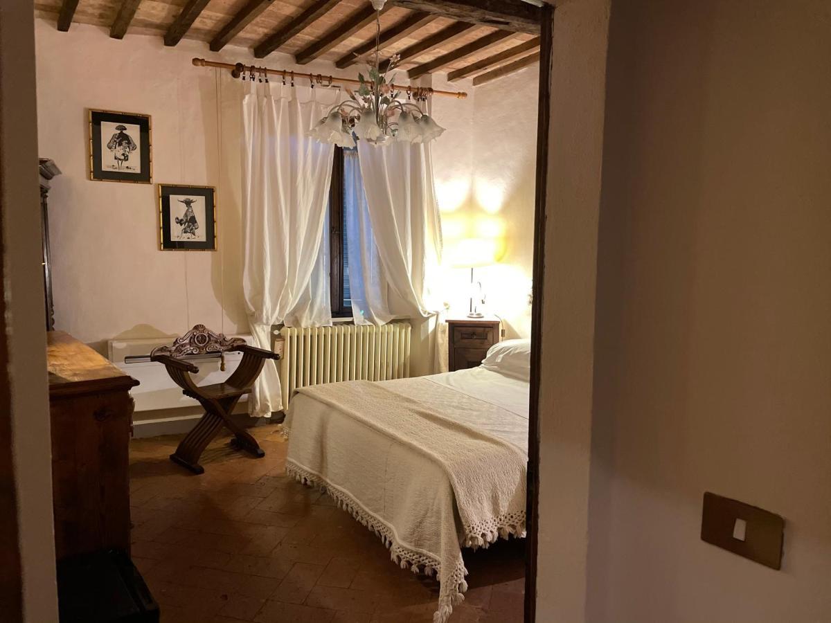 Guesthouse Da Idolina Dal 1946 Montalcino Luaran gambar