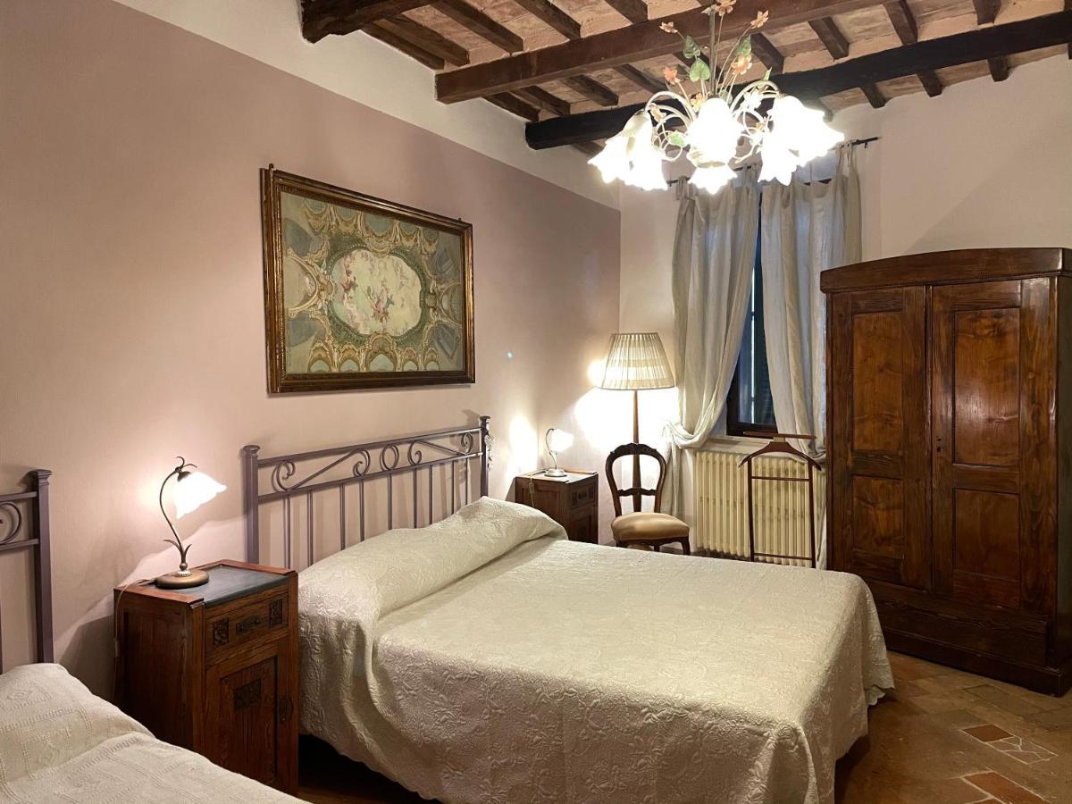 Guesthouse Da Idolina Dal 1946 Montalcino Luaran gambar