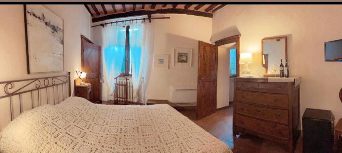 Guesthouse Da Idolina Dal 1946 Montalcino Luaran gambar