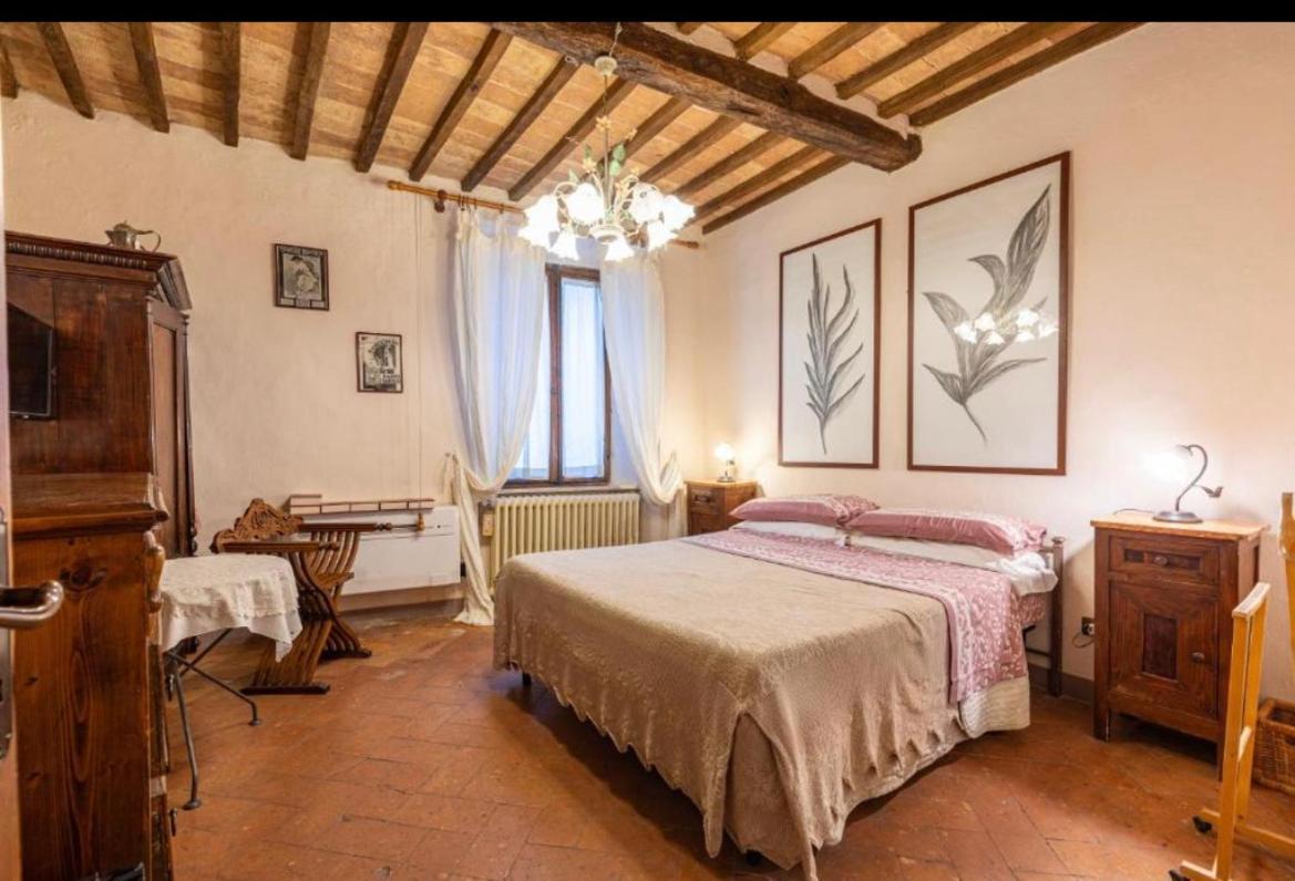 Guesthouse Da Idolina Dal 1946 Montalcino Luaran gambar