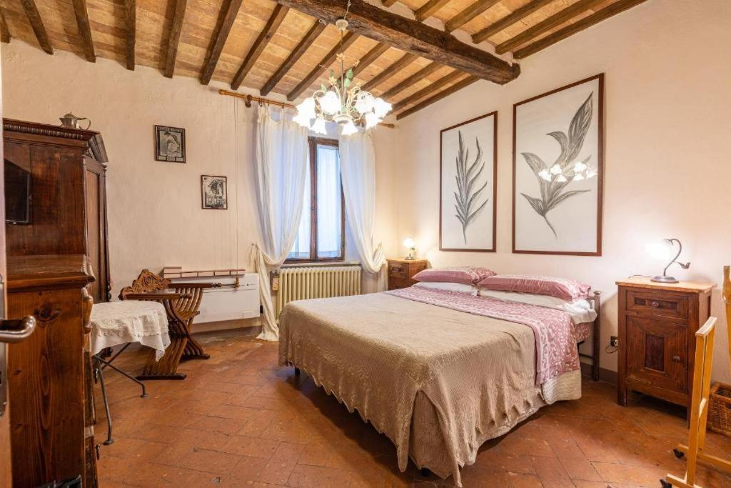 Guesthouse Da Idolina Dal 1946 Montalcino Luaran gambar