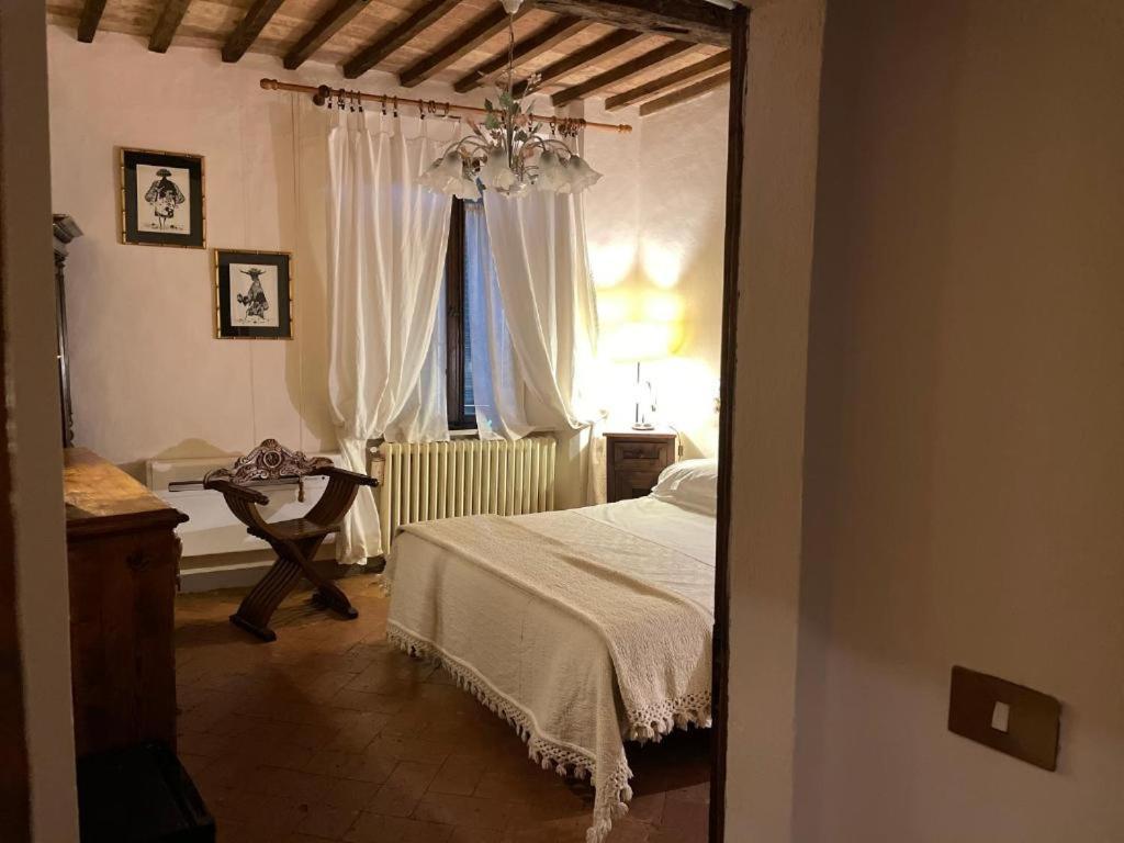 Guesthouse Da Idolina Dal 1946 Montalcino Luaran gambar