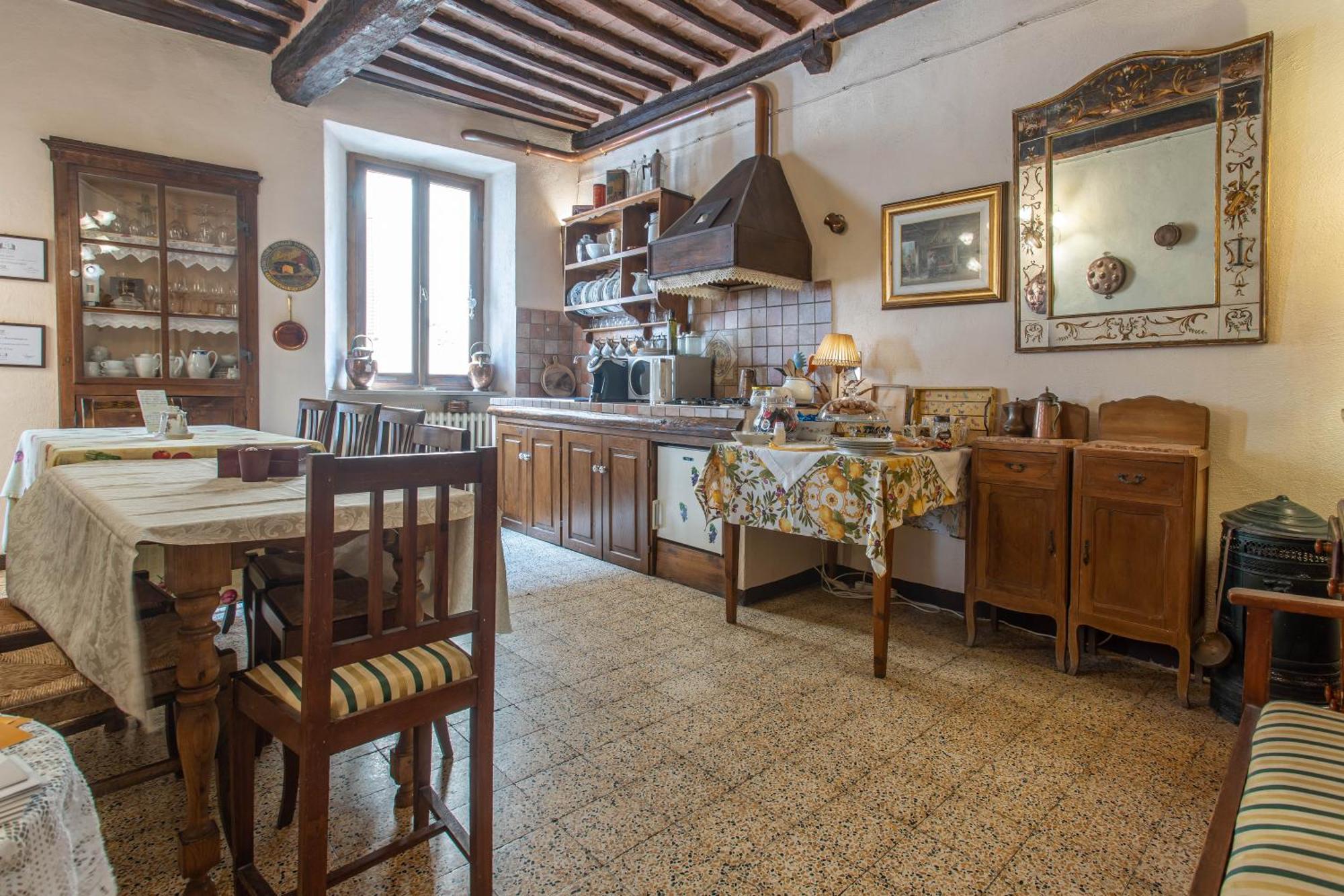 Guesthouse Da Idolina Dal 1946 Montalcino Luaran gambar