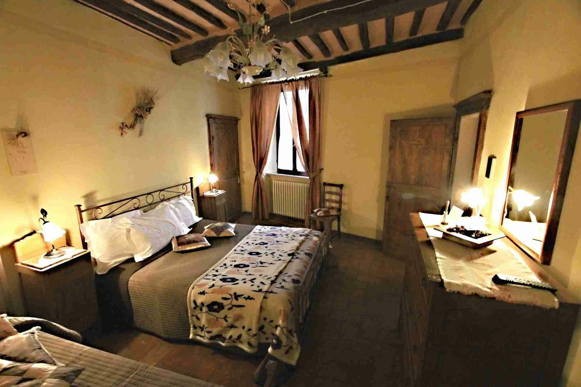 Guesthouse Da Idolina Dal 1946 Montalcino Luaran gambar